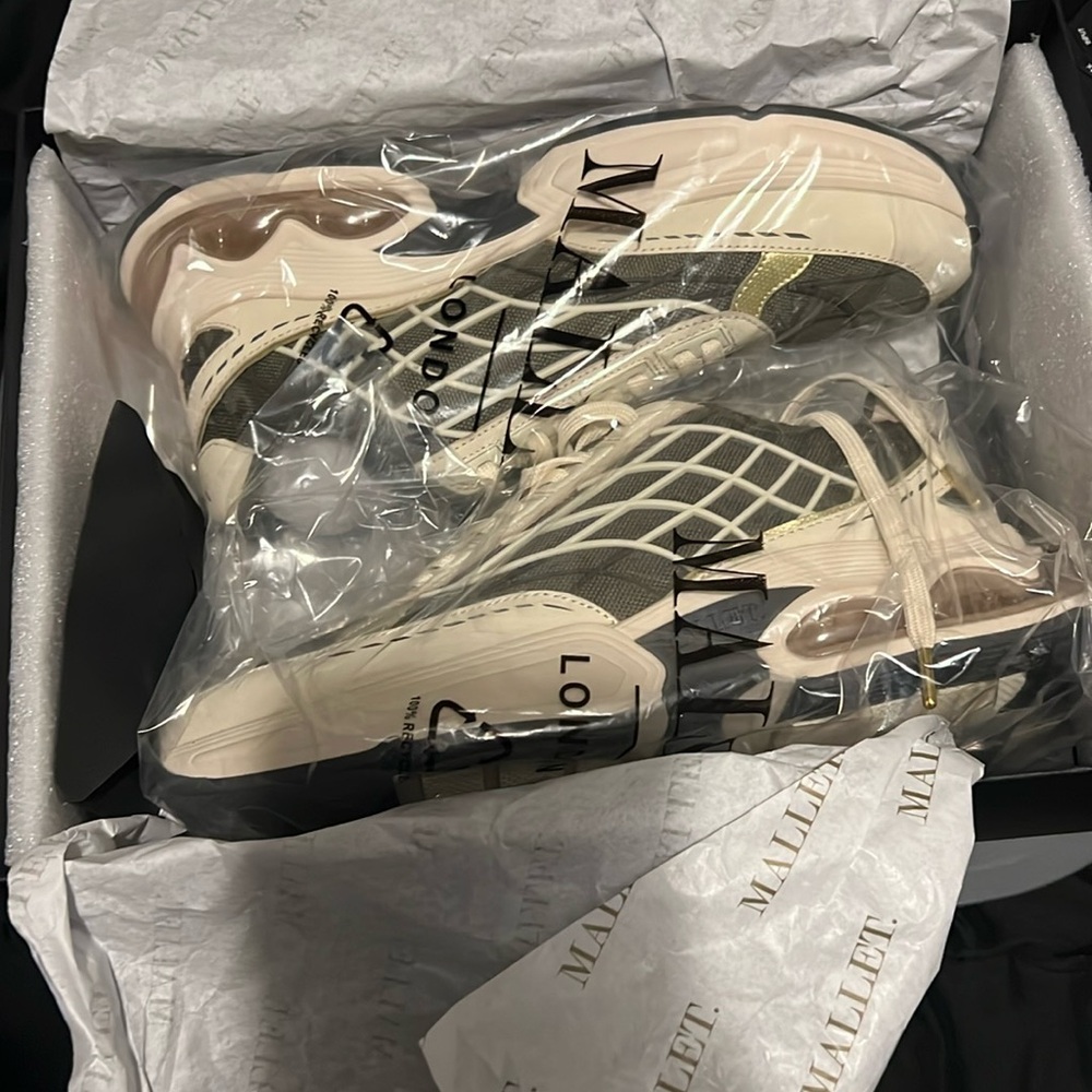 Mallet London Sneakers, Size 8 KHAKI - Picture 1 of 6